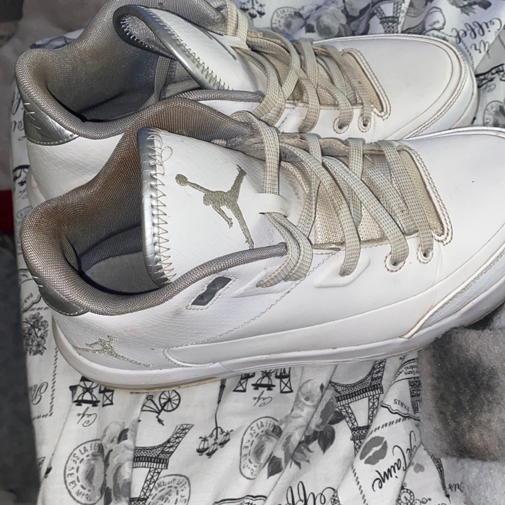 White Jordan’s